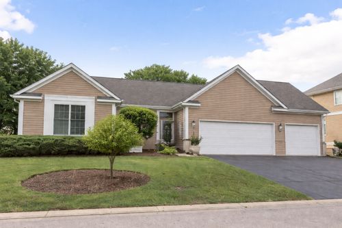 6 Sherwood Ct, Lake In The Hills, IL, 60156-5929 | Card Image