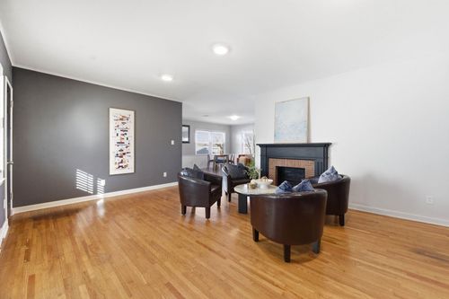 5114 Kings Row, Wichita, KS, 67208-4116 | Card Image