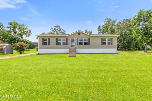 825 Ombrage Rd, Carencro, LA, 70520-5547 | Card Image