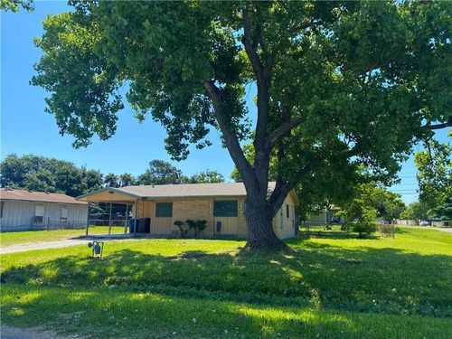 1233 Baywood Ln, Corpus Christi, TX, 78418-5139 | Card Image