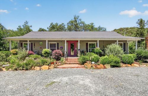 1943 Wards Creek Rd, Rogue River, OR, 97537-4516 | Card Image