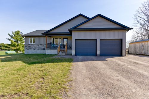 432 Early Rd, Renfrew, ON, K7V3Z4 | Card Image