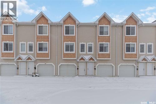 243 Herold Terr, Saskatoon, SK, S7V1J6 | Card Image
