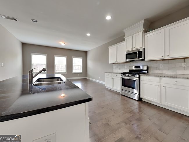 1820 Cobblefield Cir, House other with 5 bedrooms, 5 bathrooms and 3 parking in Dacula GA | Image 9