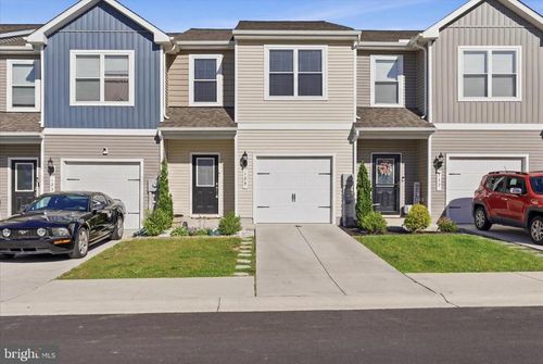 129 Paddington St, FALLING WATERS, WV, 25419-4538 | Card Image