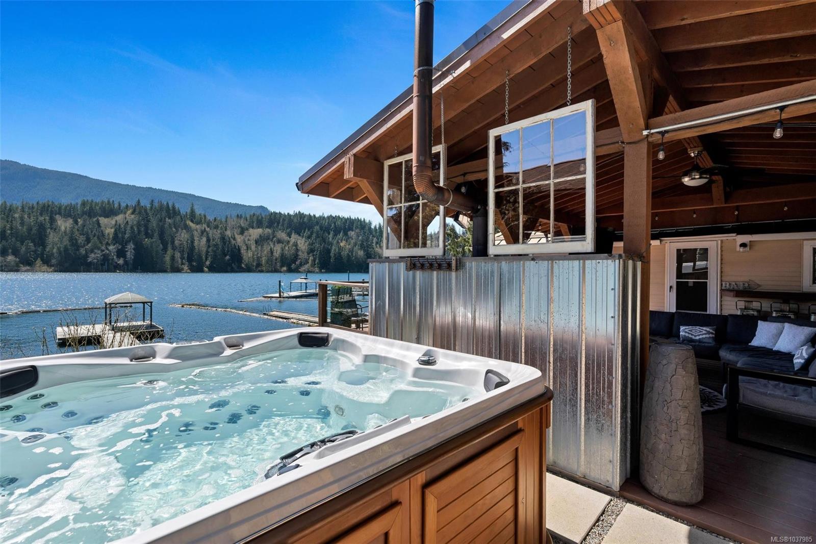Residential in Lake Cowichan