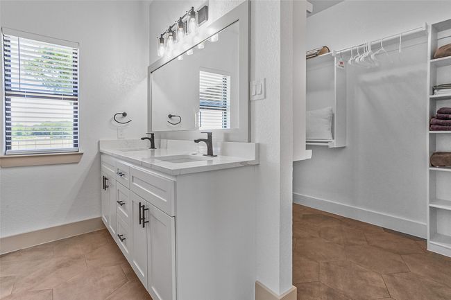 601 County Road 3525, Home with 3 bedrooms, 3 bathrooms and null parking in Paradise TX | Image 24