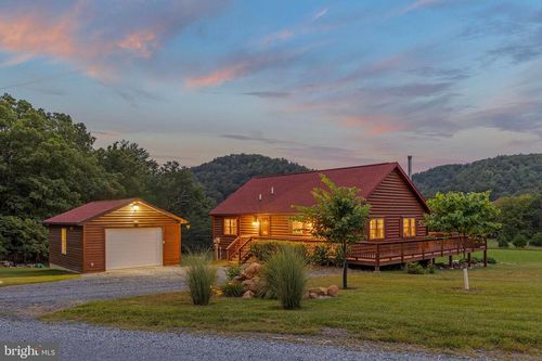 539 River Bend Dr, PAW PAW, WV, 25434-8736 | Card Image