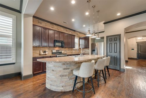 682 Cannon Dr, Fate, TX, 75087-6929 | Card Image