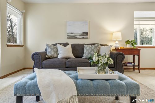 38-38 Hilltop Dr, Weatogue, CT, 06089-9650 | Card Image