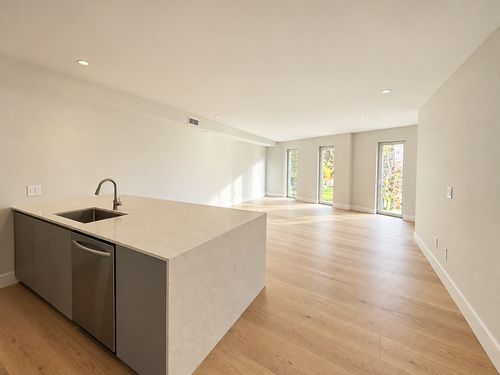 6-27 Kenilworth St, Boston, MA, 02119 | Card Image