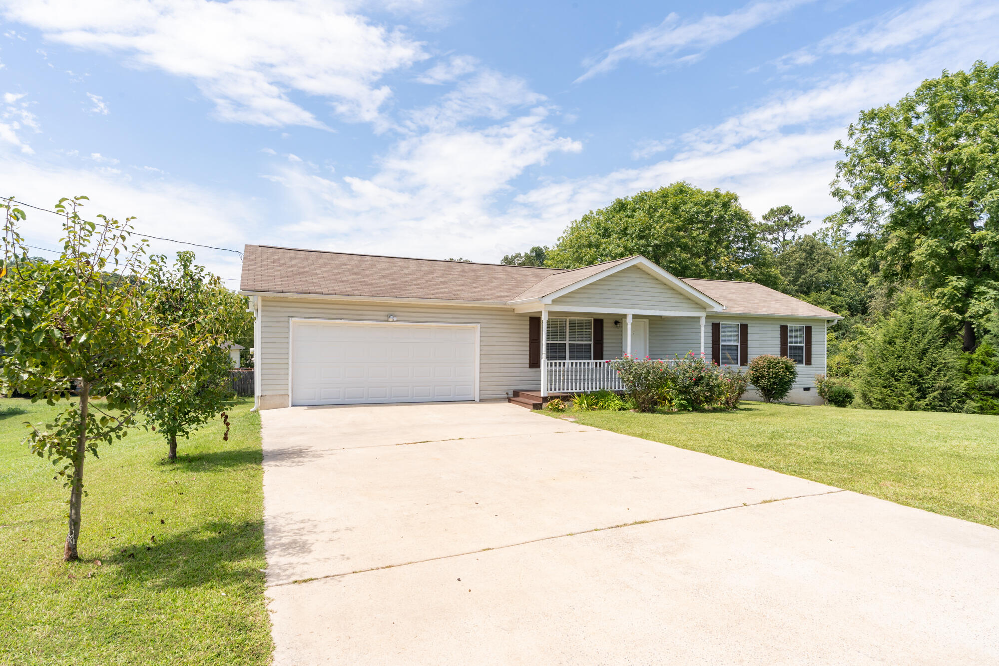Raven Ln, Ringgold, GA 30736