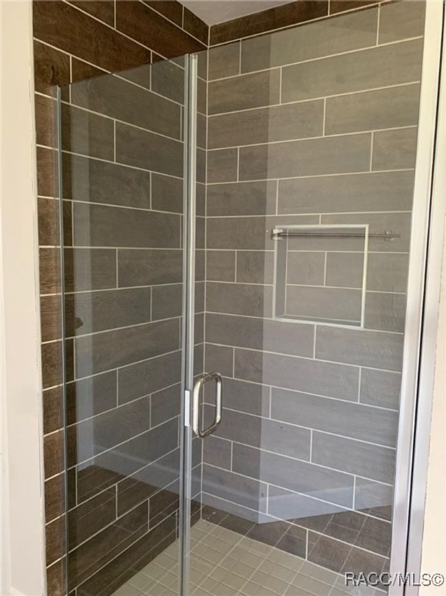 Actual owners bath- taken 4/17/2025 | Image 21