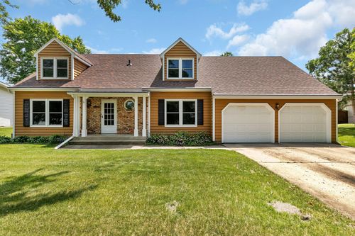 1044 Borgert Ave, Saint Cloud, MN, 56303-2522 | Card Image