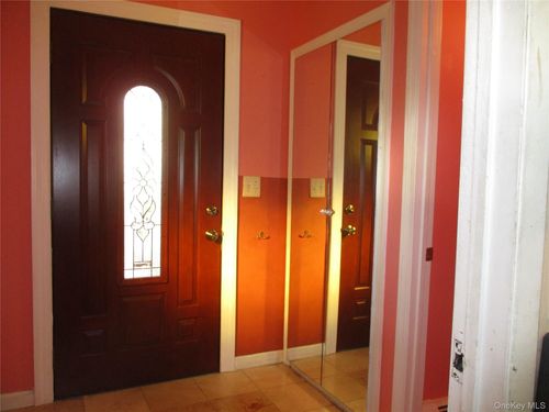 429 Park Ave, Long Beach, NY, 11561-3611 | Card Image