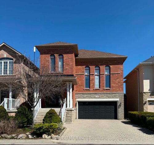 28 Osprey Drive N, Vaughan, ON, L4H1Y2 | Card Image