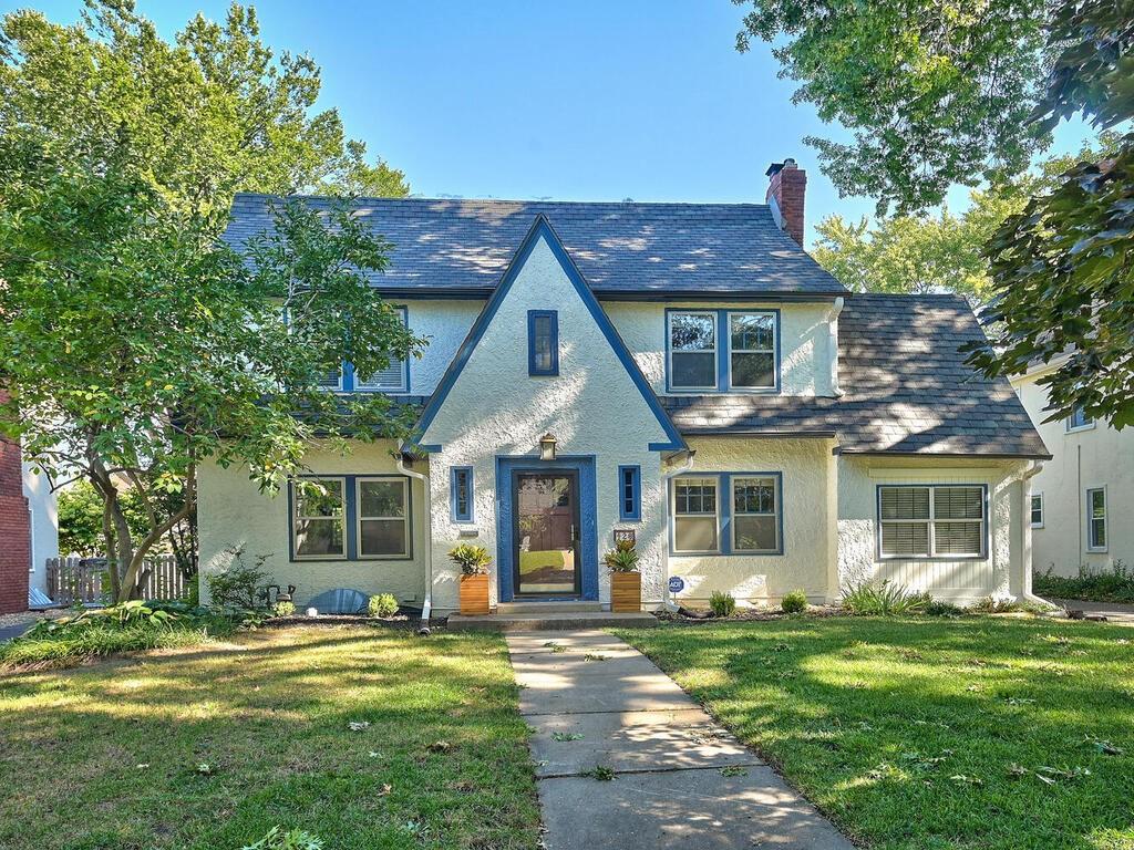 70th Ter, Kansas City, MO 64113