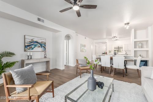 2020-920 E Devonshire Ave, Phoenix, AZ, 85014-4613 | Card Image