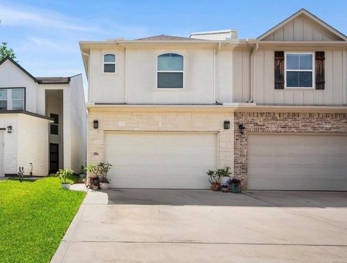 254 Capetown, Montgomery, TX, 77356-8860 | Card Image