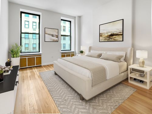 3w-147 E 81st St, New York, NY, 10028-1854 | Card Image