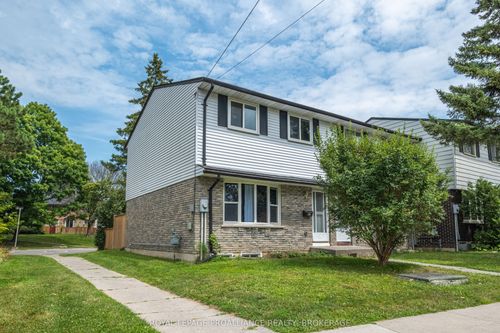 930 Oakview Ave, Kingston, ON, K7M6V6 | Card Image