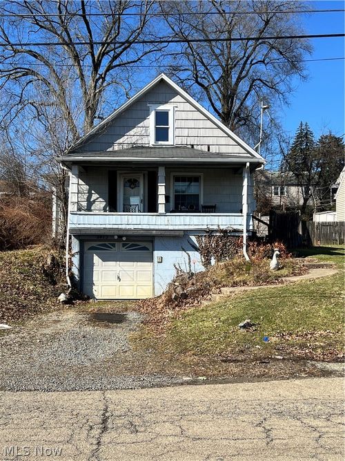 2413 Clearview Ave Nw, Canton, OH, 44708-2546 | Card Image