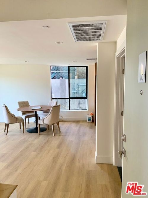 101-1822 Overland Ave, Los Angeles, CA, 90025-4712 | Card Image
