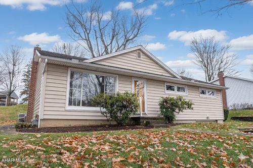 4203 3rd Ave, Altoona, PA, 16602-1509 | Card Image