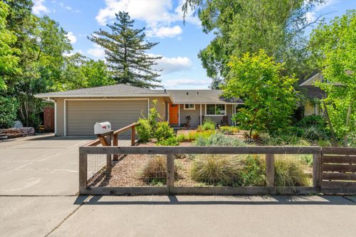 432 Delta Dr, Woodland, CA, 95695-5423 | Card Image
