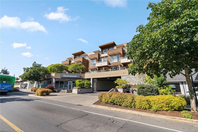 302 - 7161 West Saanich Rd, Condo with 2 bedrooms, 1 bathrooms and 1 parking in Central Saanich BC | Image 14