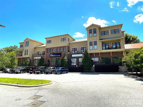h-475 S Church St, Hendersonville, NC, 28792-5265 | Card Image
