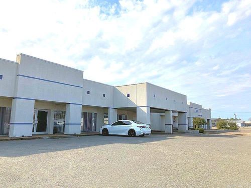2500/2502 E Harding Avenue, Pine Bluff, AR, 71601-6846 | Card Image
