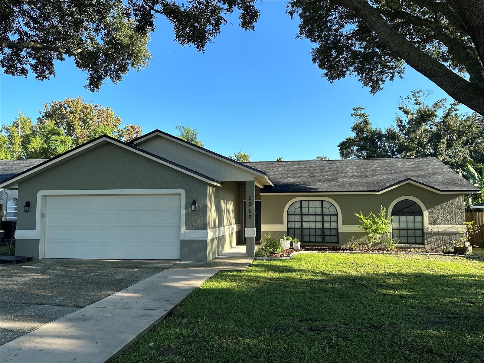 Eastmeadows Ct, Lakeland, FL 33812