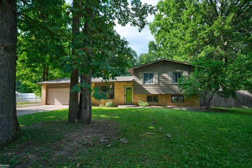 4057 Welcome Dr, Flint, MI, 48506-2010 | Card Image