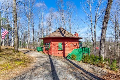 102 Mizzen Ct, Ellijay, GA, 30540-5683 | Card Image
