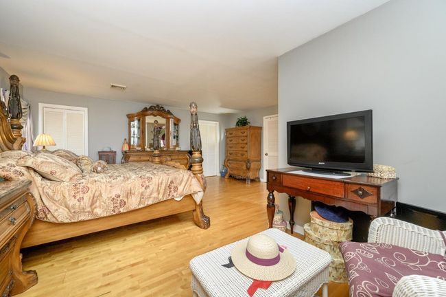 40 Readington Rd, House other with 3 bedrooms, 2 bathrooms and null parking in Whitehouse Station NJ | Image 24