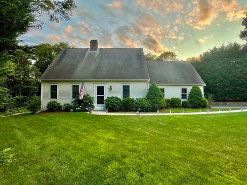 19 Windward Walk, Harwich Port, MA, 02646-1337 | Card Image