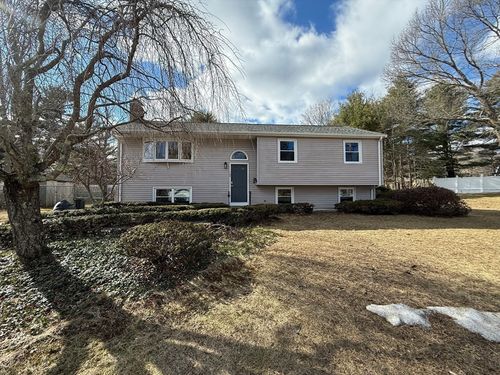 105 Duncan Rd, Stoughton, MA, 02072 | Card Image