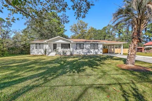 702 N Palmetto St, Summerville, SC, 29483-6219 | Card Image