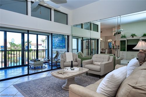 j203-613 Beachwalk Cir, NAPLES, FL, 34108-8711 | Card Image