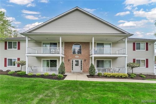 6632 Erie Road, Evans, NY, 14057 | Card Image
