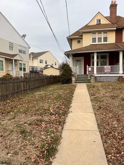 209 E Winona Ave, NORWOOD, PA, 19074-1132 | Card Image
