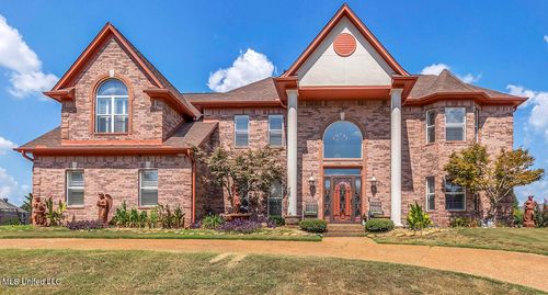 12780 Myrtle Bend Loop, Olive Branch, MS, 38654-6148 | Card Image
