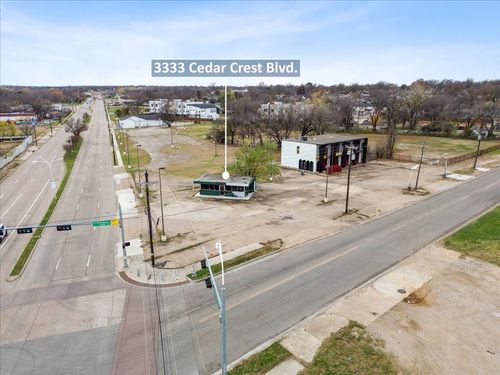 3333 Cedar Crest Blvd, Dallas, TX, 75203-2107 | Card Image