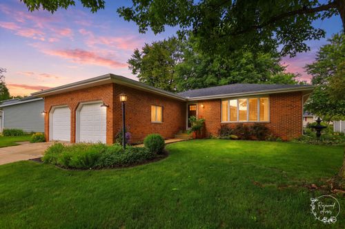 1362 Mill Pond Rd, Bourbonnais, IL, 60914-1526 | Card Image