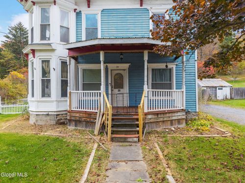 39 Water St, Worcester, NY, 12197-7704 | Card Image