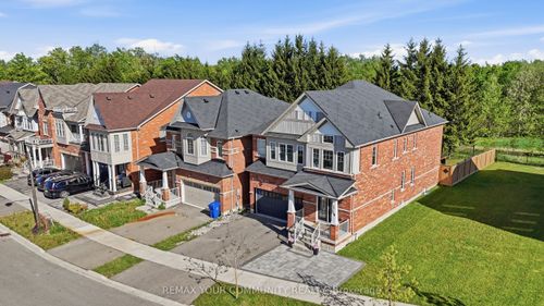 248 Greenwood Rd, Stouffville, ON, L4A4N8 | Card Image