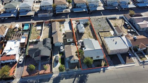 124 W Fredricks St, Barstow, CA, 92311-2746 | Card Image