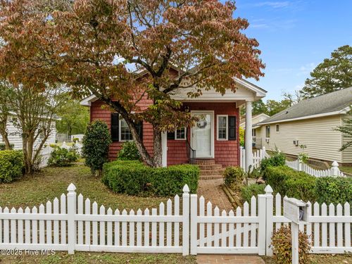 820 Park Dr, Washington, NC, 27889-5124 | Card Image