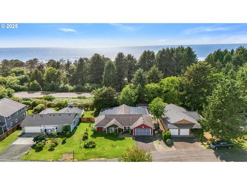 3664 W Chinook Ave, Cannon Beach, OR, 97110-2047 | Card Image